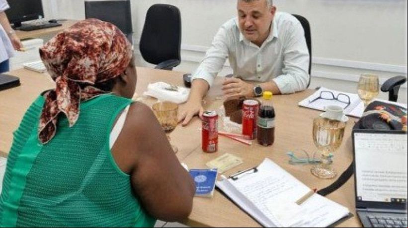 Apesar de ter trabalhado cerca de três décadas, quase nada desse tempo foi oficialmente contabilizado para a funcionária poder se aposentar