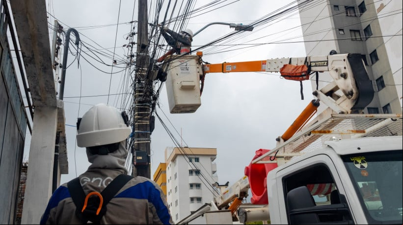 Os consumidores cearenses ficaram, em média, 9,68 horas sem luz no ano ado
