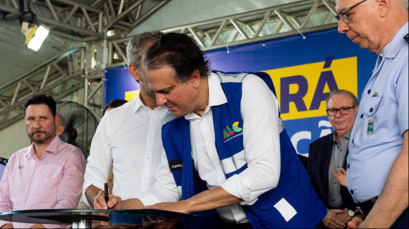 ￼MINISTRO Camilo Santana na  de parceria para a segunda fase da obras da campus cearense do ITA, na Base Aérea de Fortaleza