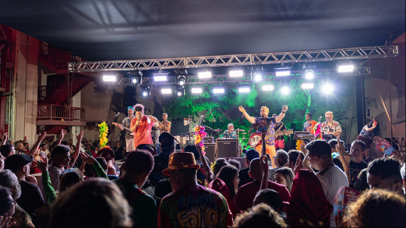 Bloco Chão na Praça faz apresentações especiais durante o Pré-Carnaval do Dragão do Mar