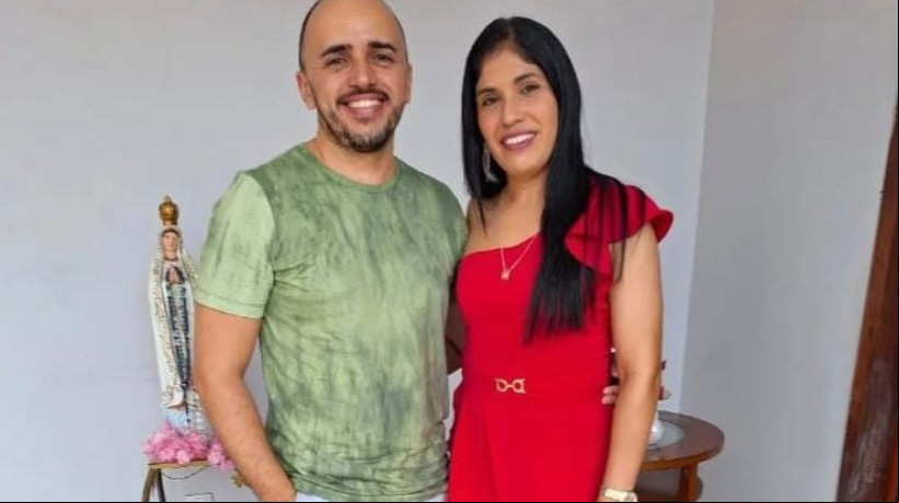 Andreia e Rafael eram casados e estavam a caminho do trabalho em uma motocicleta quando foram colhidos por um automóvel no bairro Henrique Jorge