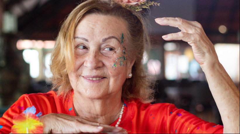 Casa de repouso de idosos realiza bloco de Carnaval "Vei é tu"