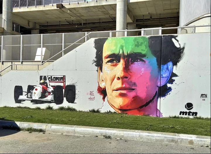 A arte do grafite, que tem vários estilos e técnicas, vem conquistando espaços públicos por todo o Brasil com sua expressividade. Seja como forma de homenagear personalidades ou para renovar ambientes urbanos com cores e beleza.