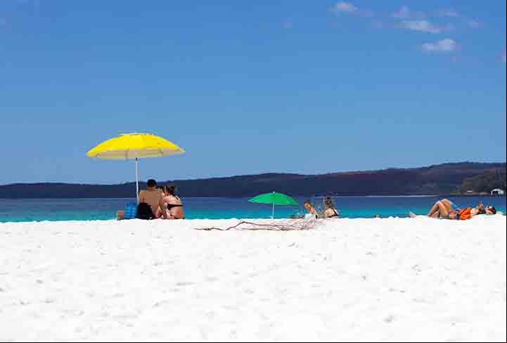 Praia de Hyams – Jervis Bay, Austrália - Com detenção no Guinness World Records, é conhecida por ter a areia mais branca do mundo, composta majoritariamente por sílica pura