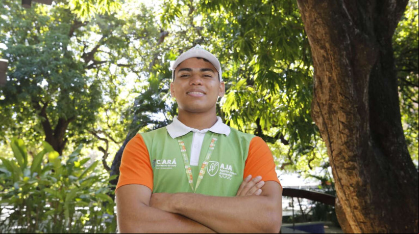 Programa ambiental oferece bolsas de R$200 para jovens