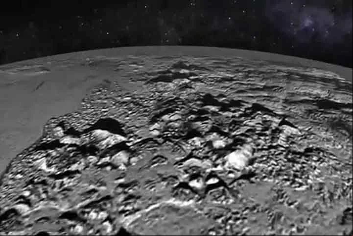 Ainda de acordo com a Nasa, a idade desse aglomerado de objetos é estimada em aproximadamente 4,5 bilhões de anos. Por lá, há um enorme conjunto desse tipo de mundo rochoso, pequeno e gelado no Espaço.