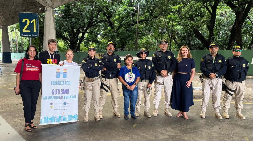 Ação do Dia Mundial do Autismo ocorreu na manhã desta quarta-feira, 2 de abril