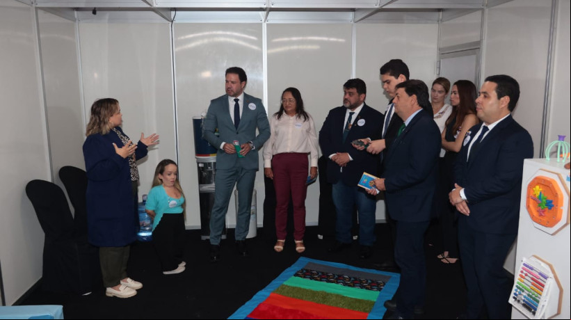 O presidente Leo Couto (PSB) inaugurou Espaço Evoluir para atender jovens com Transtorno do Espectro Autista (TEA) e Síndrome de Down