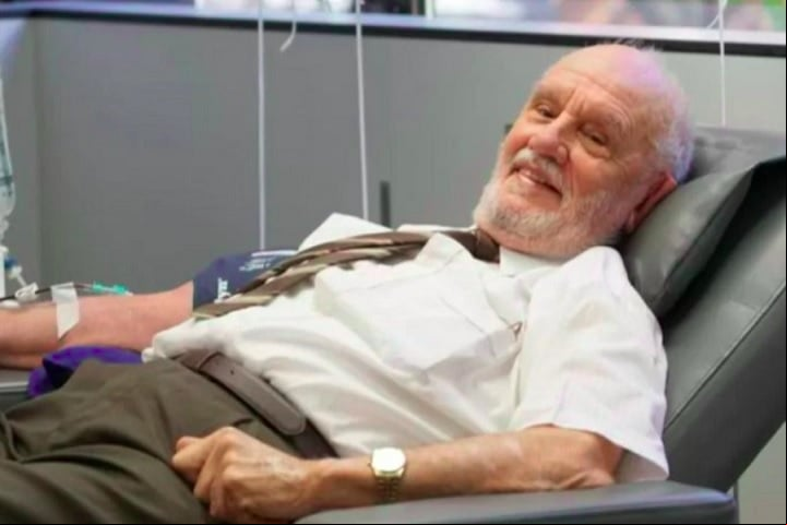 O australiano James Harrison, tido como um dos mais notáveis doadores de sangue do mundo, faleceu aos 88 anos.