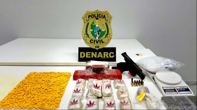 Apreensão de 950 comprimidos de ecstasy, 2,8 kg de maconha, 160 g de crack e quatro sementes de maconha