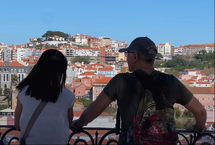 É uma mistura natural que está a acontecer. Não é uma invasão. E está longe de ser uma colonização, é mais uma partilha, disse ele.