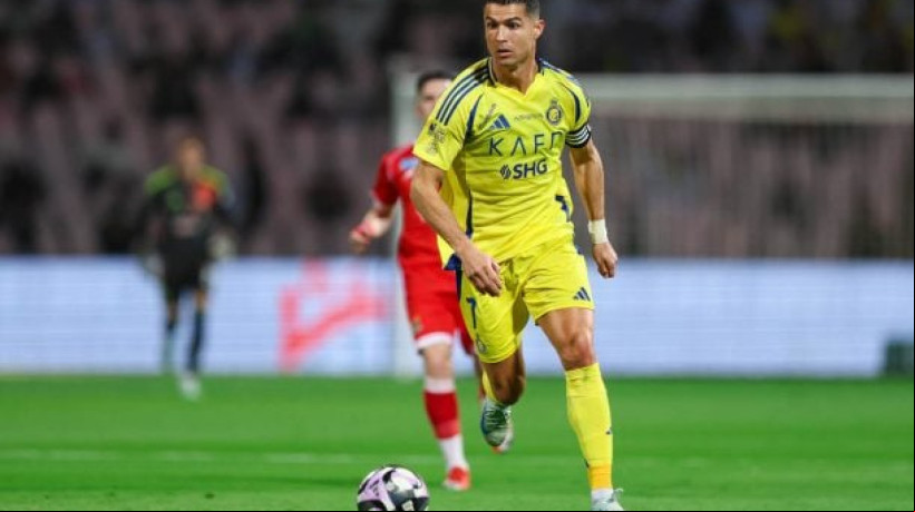 Com contrato perto do fim no Al-Nassr, craque português avalia propostas e pode atuar por equipe mexicana durante o torneio, segundo portal