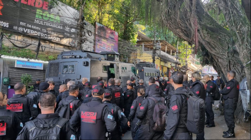ï¿¼OPERAÃÃO busca cumprir 29 mandados de prisÃ£o e 14 de busca e apreensÃ£o no Rio 