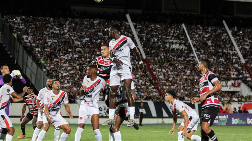 O Ferroviário perdeu o quarto jogo como visitante 