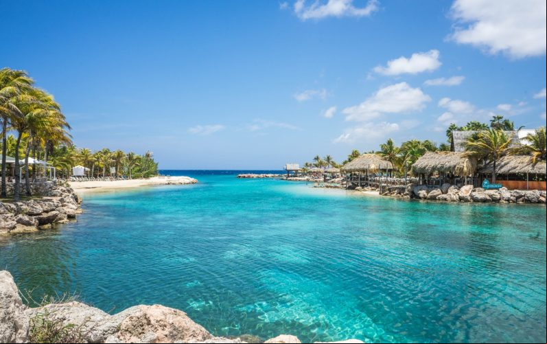 O Reino dos Países Baixos inclui ainda três territórios no Caribe: Curaçao (foto), Aruba e São Martinho. Todos eles têm governo e moeda próprios.