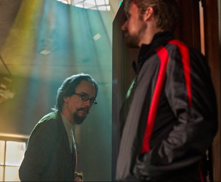 Moura seguiu trabalhando em papéis de destaque em produções internacionais, como a série Iluminadas (2022), com a atriz Elizabeth Moss, e o filme O Agente Oculto (2022), com os astros Ryan Gosling (Barbie) e Chris Evans (Capitão América).