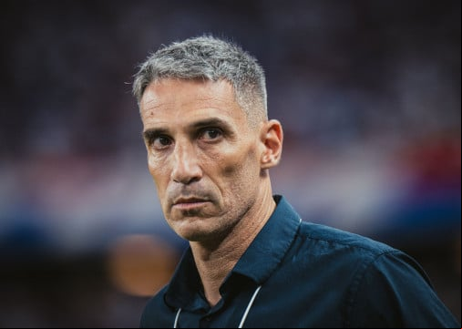 Irritado após a sequência negativa do Fortaleza ser prolongada, o treinador apresentou um tom diferente no coletiva
