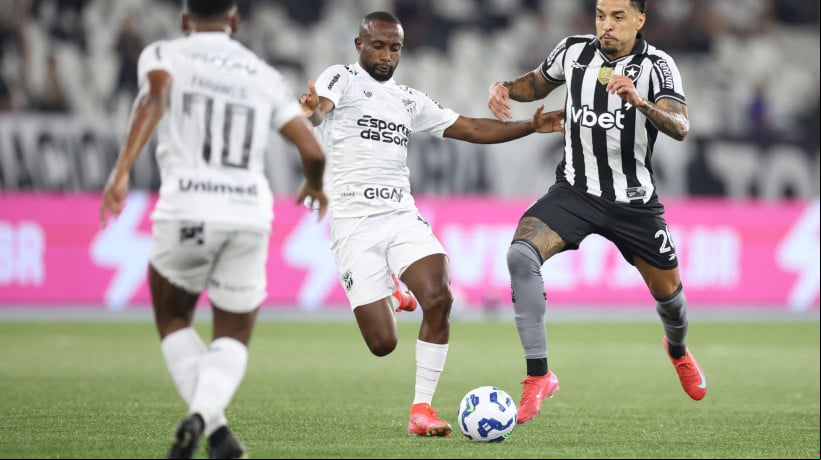 Ceará perdeu para o Botafogo por 3 a 2 no Rio de Janeiro, em jogo válido pela 10ª rodada da Série A