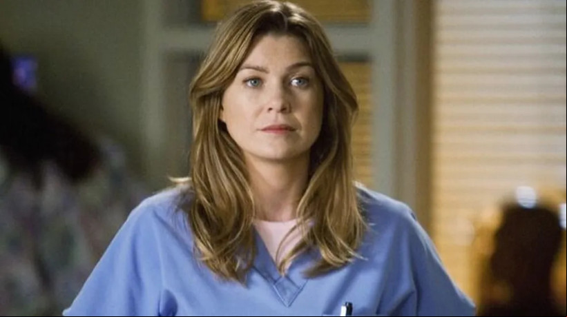Protagonista de Grey's Anatomy, Ellen Pompeo conta que foi barrada pela segurança de um aeroporto por ter um item considerado suspeito em sua bagagem