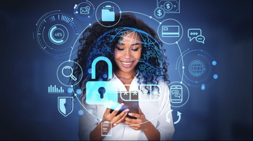 Conhecer os limites sobre uso de informações pessoais ajuda a agir corretamente em situações de abuso (Imagem: ImageFlow | Shutterstock) 