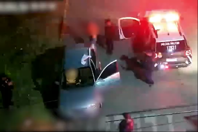 Suspeito foi preso em flagrante pela Polícia Militar