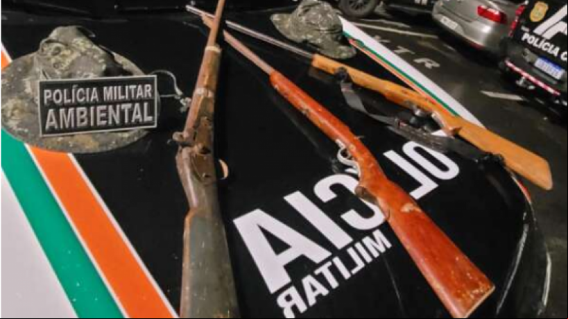 Armas confiscadas na operaÃ§Ã£o em Santana do AcaraÃº na tarde deste domingo, 19 