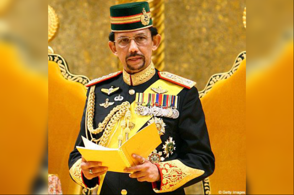 O presidente de Brunei, Hassanal Bolkiah, proibiu o a comemoração do Natal em 2014. O presidente de Brunei, Hassanal Bolkiah, proibiu o a comemoração do Natal em 2014.