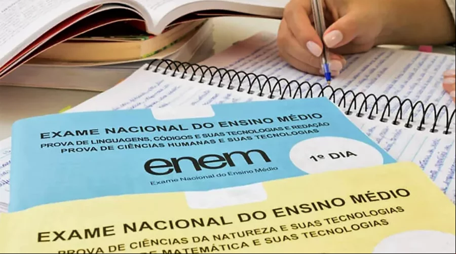 Em 2006, o Enem soma 3,7 milhões de inscritos e 2,8 milhões de participantes. Ao todo, 500 universidades am a validar o resultado da prova como critério de seleção.